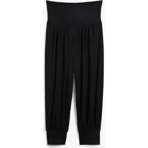 bonprix Loungewear Haremshose in Caprilängeschwarz 36Damen