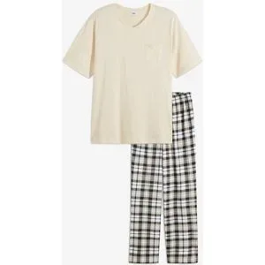 bonprix Pyjama aus Bio-Baumwolle mit kurzen Ärmelnbeige 52Herren