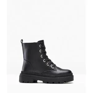 bonprix Schnürboots mit Profilsohleschwarz 40Damen