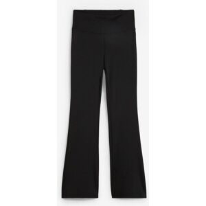 bonprix Sporthose aus Powerstretch-Material, Slim Fit Passform, mit Gesässtasche