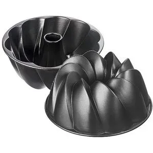 Kaiser Guglhupfform geschwungen 25cm  Antihaft schwarz