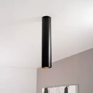 LUSENZ Canopus nero l - Zylindrischer Aufbaustrahler mit mattschwarzer Beschichtung