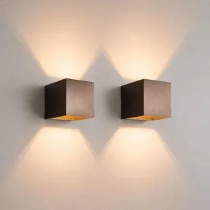 LUSENZ 2x Fornax bronzo - Würfelförmige Up-and-Down-Wandleuchte mit gebürsteter Bronzebeschichtung