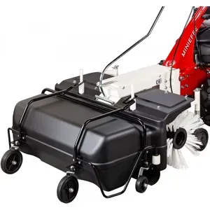 Eurosystems Kehrbesen mit Auffangbehälter 88 cm breit für Minieffe. Durchmesser: 30 cm