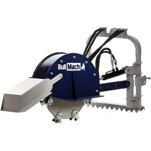 BullMach ARES 61 H - Baumstumpffräse mit Traktoranbau - hydraulische Verschiebung
