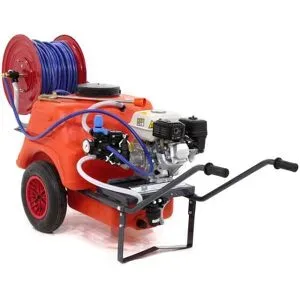 AgriEuro TOP-LINE Kit Motorsprühpumpe Comet MC 25 - Honda-Motor GP160  und Wagen Dal Degan mit 150 l Tank