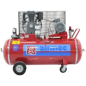 Airmec CR 304 K28+S - Kompressor mit Riemenantrieb - 400V Elektromotor - 270 Lt