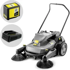 Karcher Kärcher KM 70/30 C Bp 2SB   Akku-Kehrmaschine mit Kehrbehälter  36V/5,0Ah