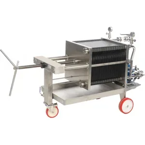 Enotecnica Pillan FC43 - Professioneller Weinfilter für Keller mit 30 Kartons 40x40 cm - Edelstahlrahmen und Pumpe