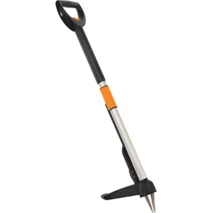 Fiskars SmartFit - Teleskop-Unkrautentferner