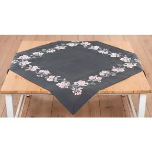 Stickmitteldecke 