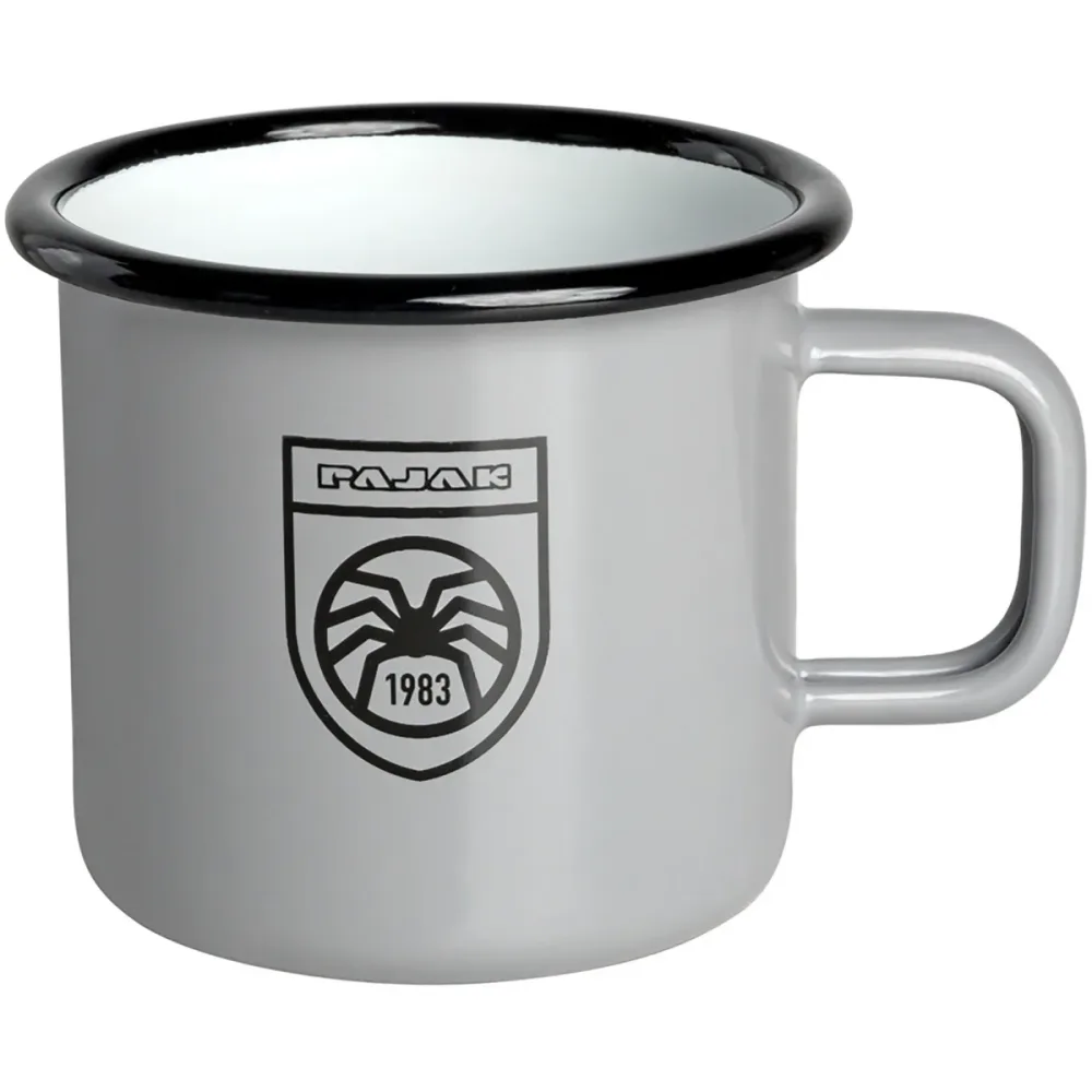 Pajak Enamel Becher