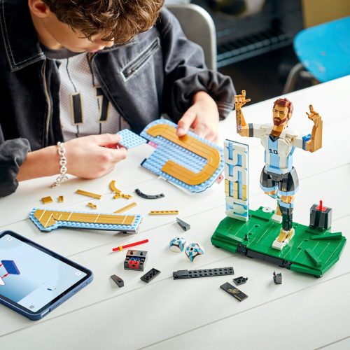 LEGO, LEGO® - 43015 Lionel Messi ? Fussballlegende, Multicolor