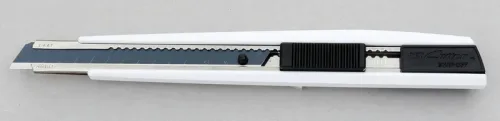NT Cutter 9 mm MNCR-A1 black&white