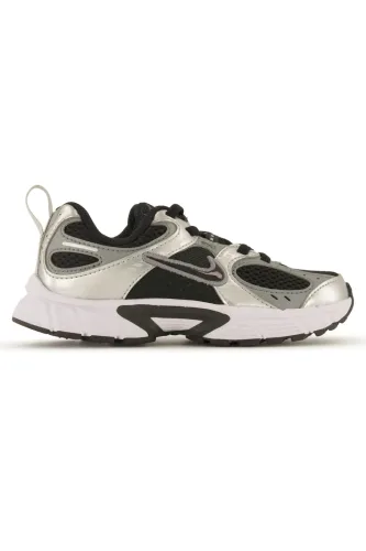 Nike, Nike V5 RNR Kids Sneaker - Black + Anthracite EU32