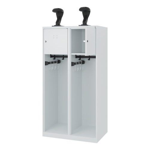 C + P, Feuerwehrspind C+P Evolo Youngster, 2 Abteile, mit Helmhalter, Bodengleiter, B 800 x T 500 x H 1530 mm, RAL 7035 Lichtgrau