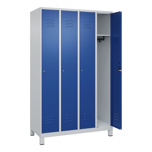 C+P Spind Classic PLUS, Füsse, 4 Abteile, HxBxT 1.950 x 1.200 x 500 mm, lichtgrau, enzianblau, Zylinderschloss, ohne Mitteltrennwand