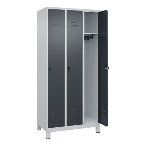 C+P Spind Classic PLUS, Füsse, 3 Abteile, HxBxT 1.950 x 900 x 500 mm, lichtgrau, anthrazitgrau, für Vorhängeschloss, ohne Mitteltrennwand