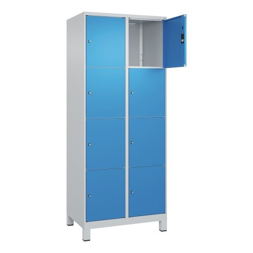 C+P, 4er-Schließfachschrank Classic PLUS, 2 Abteile, lichtgrau / lichtblau, B 800 mm, 8 Fächer, mit Füßen C+P