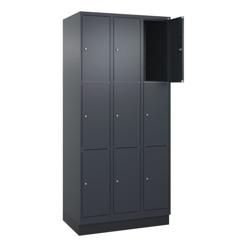 C+P Schliessfachschrank Classic PLUS, Sockel, 3 Abteile, HxBxT 1.950 x 900 x 500 mm, anthrazitgrau, anthrazitgrau, 9 Fächer, Zylinderschloss