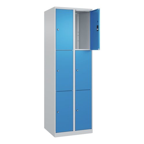 C+P, 3er-Schließfachschrank Classic PLUS, 2 Abteile, lichtgrau / lichtblau, B 600 mm, 6 Fächer, mit Bodengleitern C+P