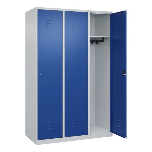 C+P Spind Classic PLUS, 3 Abteile, HxBxT 1.850 x 1.200 x 500 mm, lichtgrau, enzianblau, Zylinderschloss, ohne Mitteltrennwand