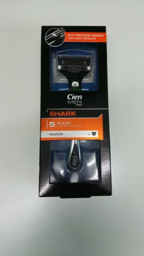 SHARK 5 Blade Shaving System
