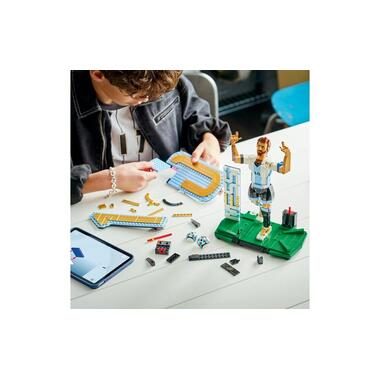 LEGO, LEGO® - 43015 Lionel Messi ? Fussballlegende, Multicolor