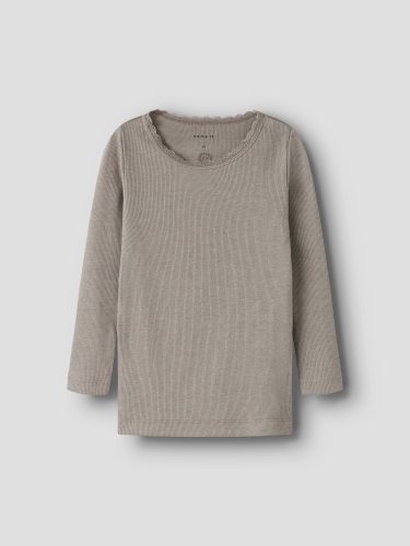Name It, Name It Langarmshirt »NMFKAB LS TOP NOOS« in Feinripp und mit süsser Spitzenkante am Ausschnitt