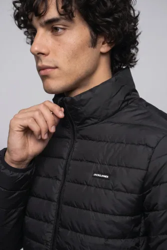 Jack & Jones, Jack & Jones Steppjacke "JJELVIS LIGHT PUFFER COLLAR" Kunstfaser, regular fit