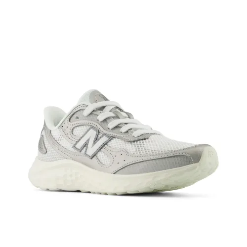 New Balance, New Balance Arishi v4 Sneaker - Silver Metallic EU37 Damen