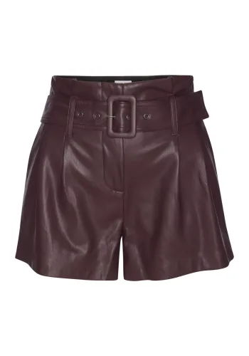 Lascana, LASCANA Shorts "aus angenehmen Lederimitat" Kunstleder Shorts, elegant, modisch, Sommerhose