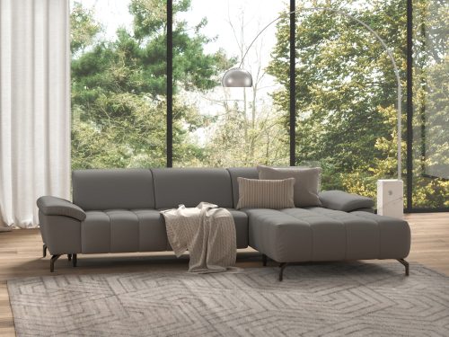 sit&more Ecksofa »Cool«, wahlweise mit Kopfteilverstellung und Vorziehsitz, motorisch, mit schwarzen Füssen