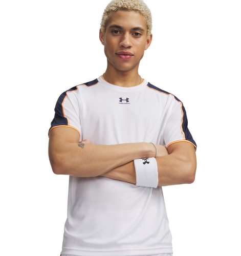 Under Armour, Under Armour Trainingsshirt "UA M CHALLENGER TRAIN SS" mit Mesh-Einsätzen, geruchsregulierend, schnell trocknend