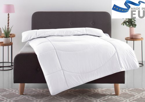 undefined, Microfaserbettdecke, »Microlux«, Traumecht, Füllung: Polyester, Bezug: *Von Testschläfern im Juni 2013 mit »GUT« (1,8) bewertet (getestet wurde das 4-Jahreszeiten-Bett in der Grösse 135/200), kochfest bis 95 °C, zum Spitzenpreis!