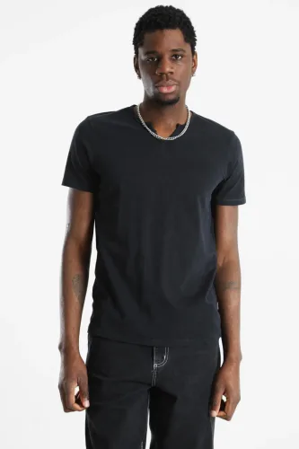 Blend, Blend T-Shirt "BHAshton split neck tee" mit Deko-Knopfdetail am Ausschnitt