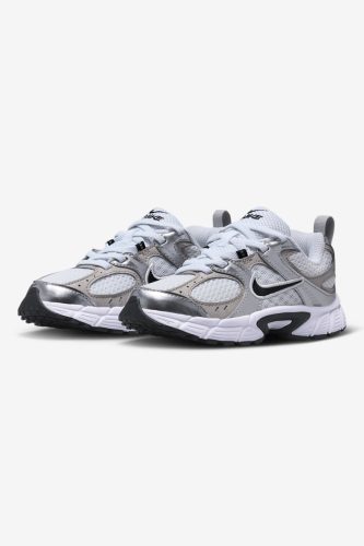 Nike V5 RNR Kids Sneaker - White + Black + Vast Grey EU33