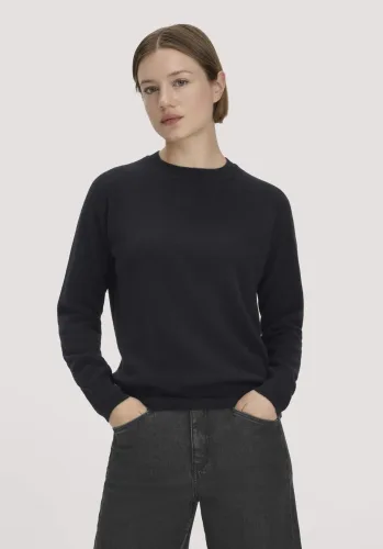 hessnatur, hessnatur Damen Pullover Relaxed BETTER RECYCLING aus Cashmere mit Recycling-Anteil - schwarz - Größe M