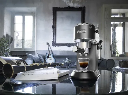 De'Longhi, DeLonghi Siebträgermaschine "Dedica EC 685.BK"