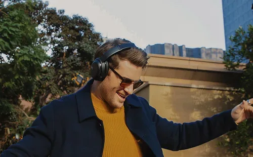 JBL, JBL Tour One Over-Ear Kopfhörer Active Noise Cancelling Schwarz