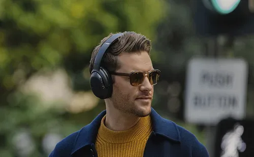 JBL, JBL Tour One Over-Ear Kopfhörer Active Noise Cancelling Schwarz