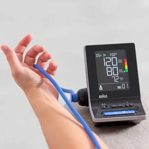 KAZ Europe S.A., BRAUN ExactFit 5 Connect Oberarm-Blutdruckmessgerät 1 St