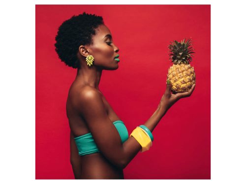image LAND Digitaldruck auf Acrylglas Schönheit mit Ananas  | Schubiger Möbel