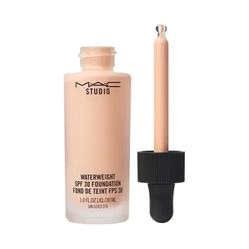 MAC Studio Waterweight Foundation 30 ml NW18