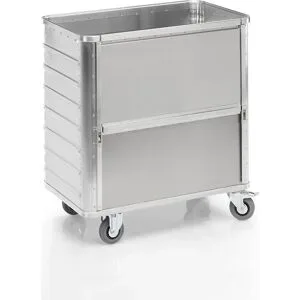 Gmöhling, Alu-Kastenwagen mit halb absenkbarer Wand, 355 Liter