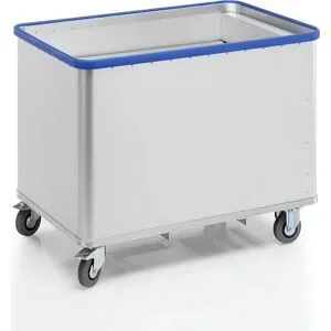 Gmöhling, Federbodenwagen aus Aluminium, Volumen 380 Liter