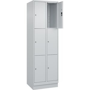 3er-Schließfachschrank Classic PLUS, 2 Abteile, lichtgrau, B 600 mm, 6 Fächer, mit Bodensockel C+P