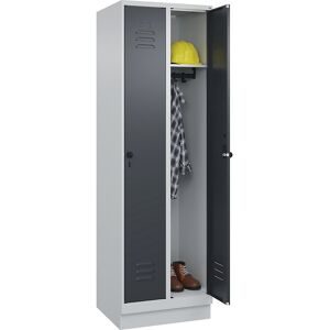 C+P, C+P Spind Classic PLUS, Sockel, 2 Abteile, HxBxT 1.950 x 600 x 500 mm, lichtgrau, anthrazitgrau, für Vorhängeschloss, ohne Mitteltrennwand