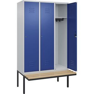 Spind Classic PLUS Sitzbank, 3 Abteile, lichtgrau / enzianblau, B 1200 mm, Zylinderschloss, auskragend, Buche-Hartholz C+P