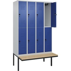 Doppelstock-Spind Classic PLUS Sitzbank, 4 Abteile, lichtgrau / enzianblau, B 1200 mm, Sicherheits-Drehriegel, auskragend, Buche-Hartholz C+P